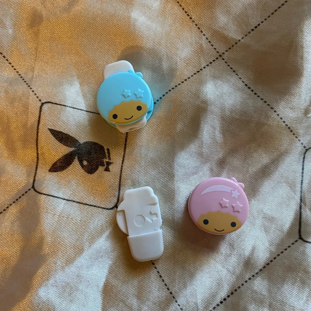 Little Twin Stars charger protecter